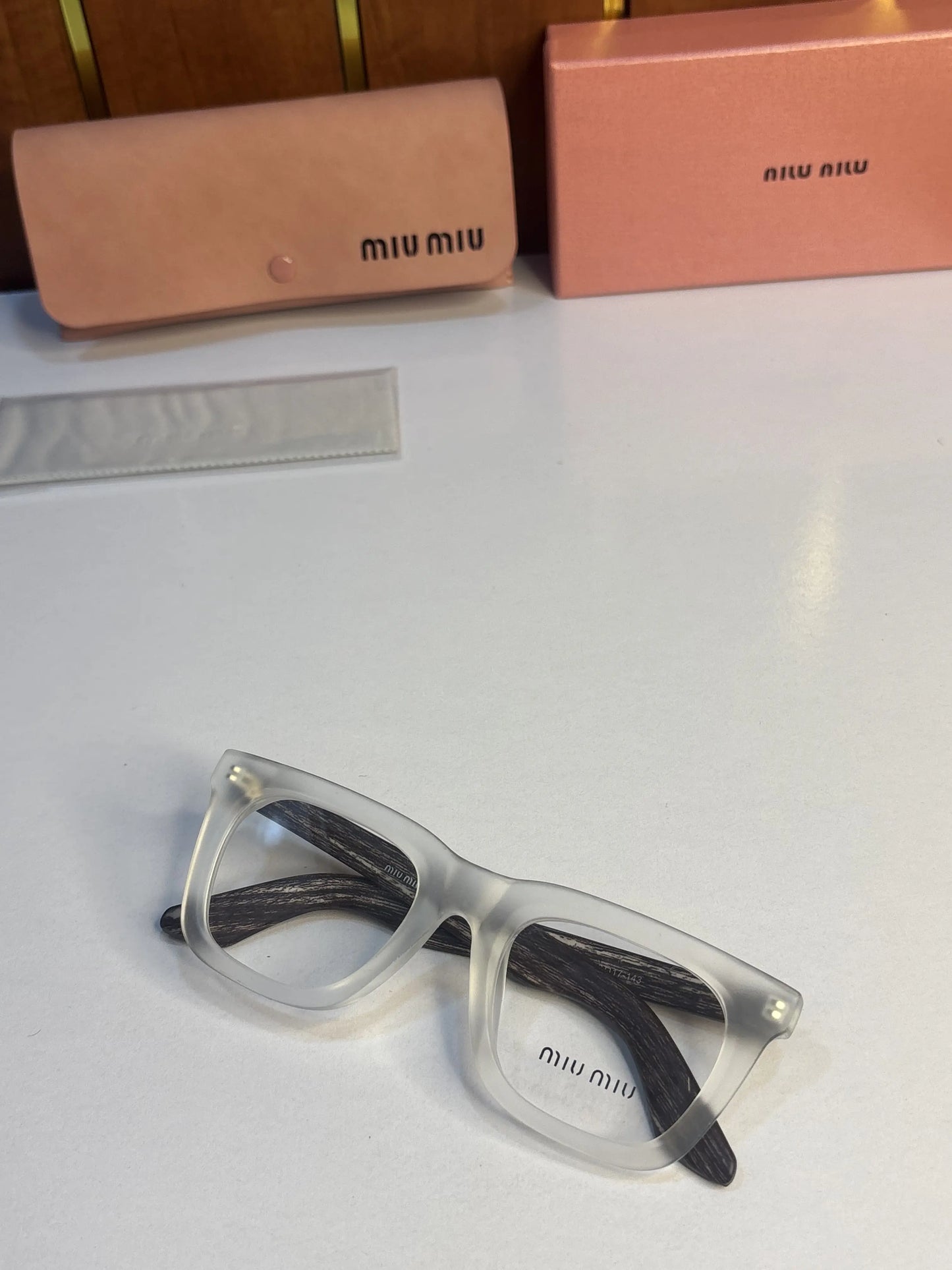 Miu miu frame