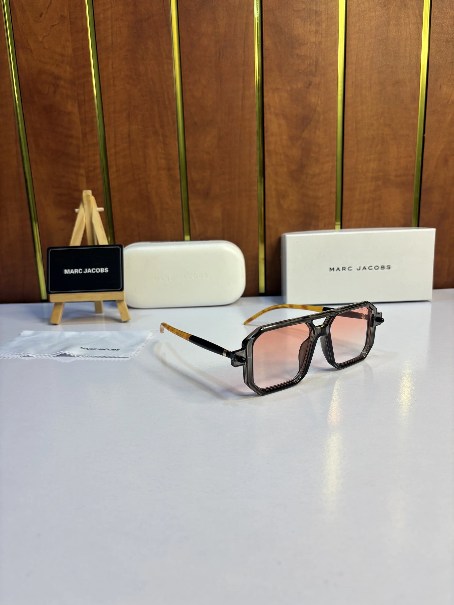 Marc Jacob Grey Black
