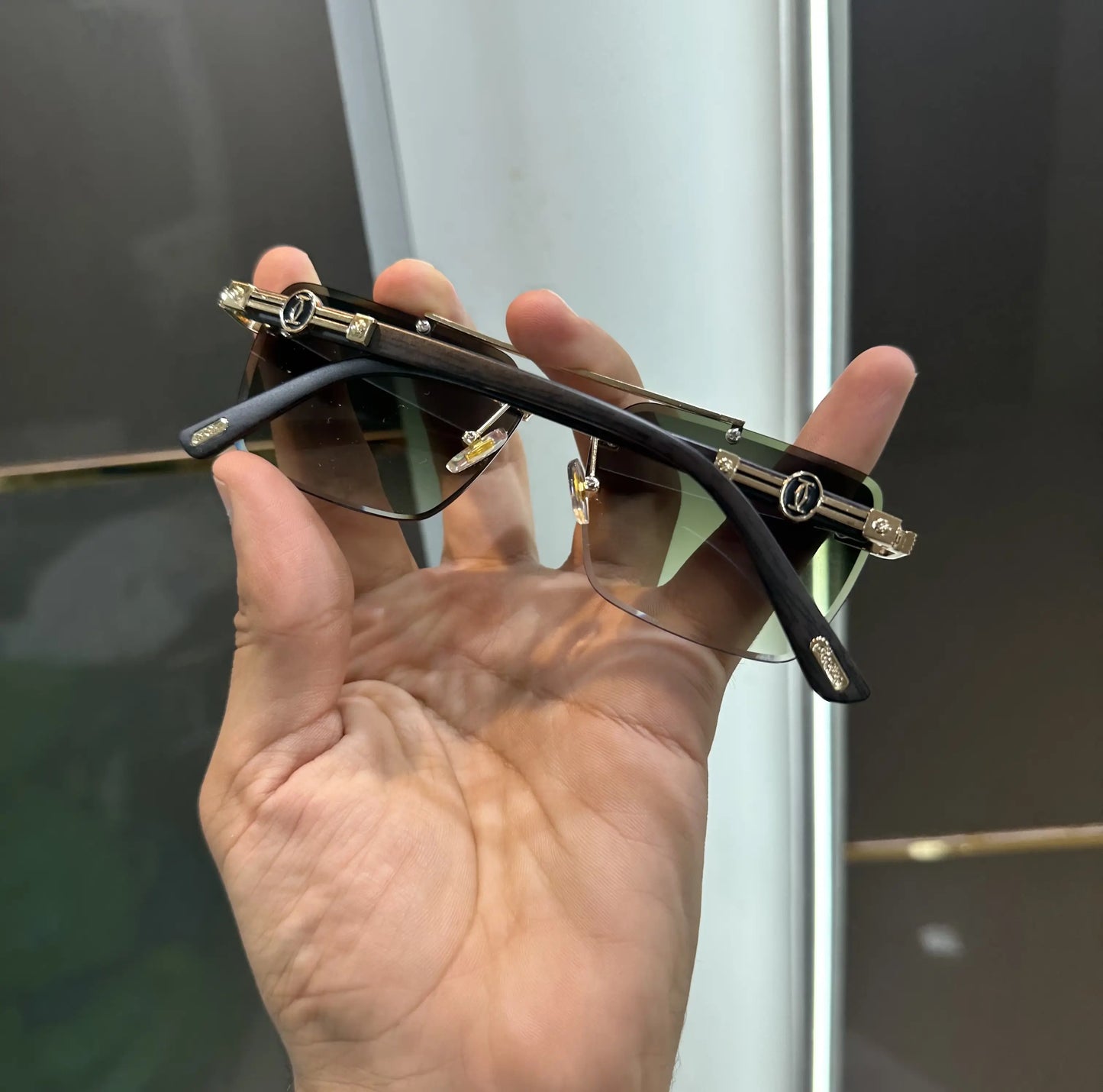 Cartie r Gold Green Premium Shades 3160