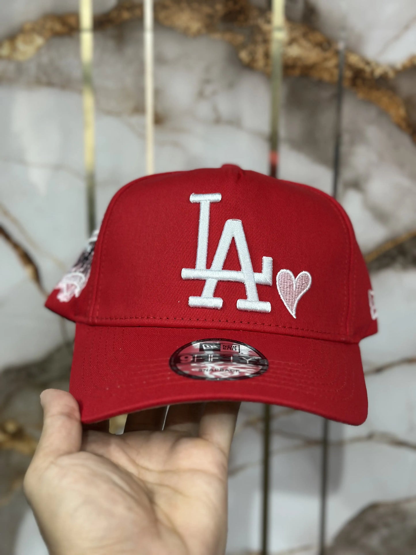 LA Red Premium Imported Cap la890