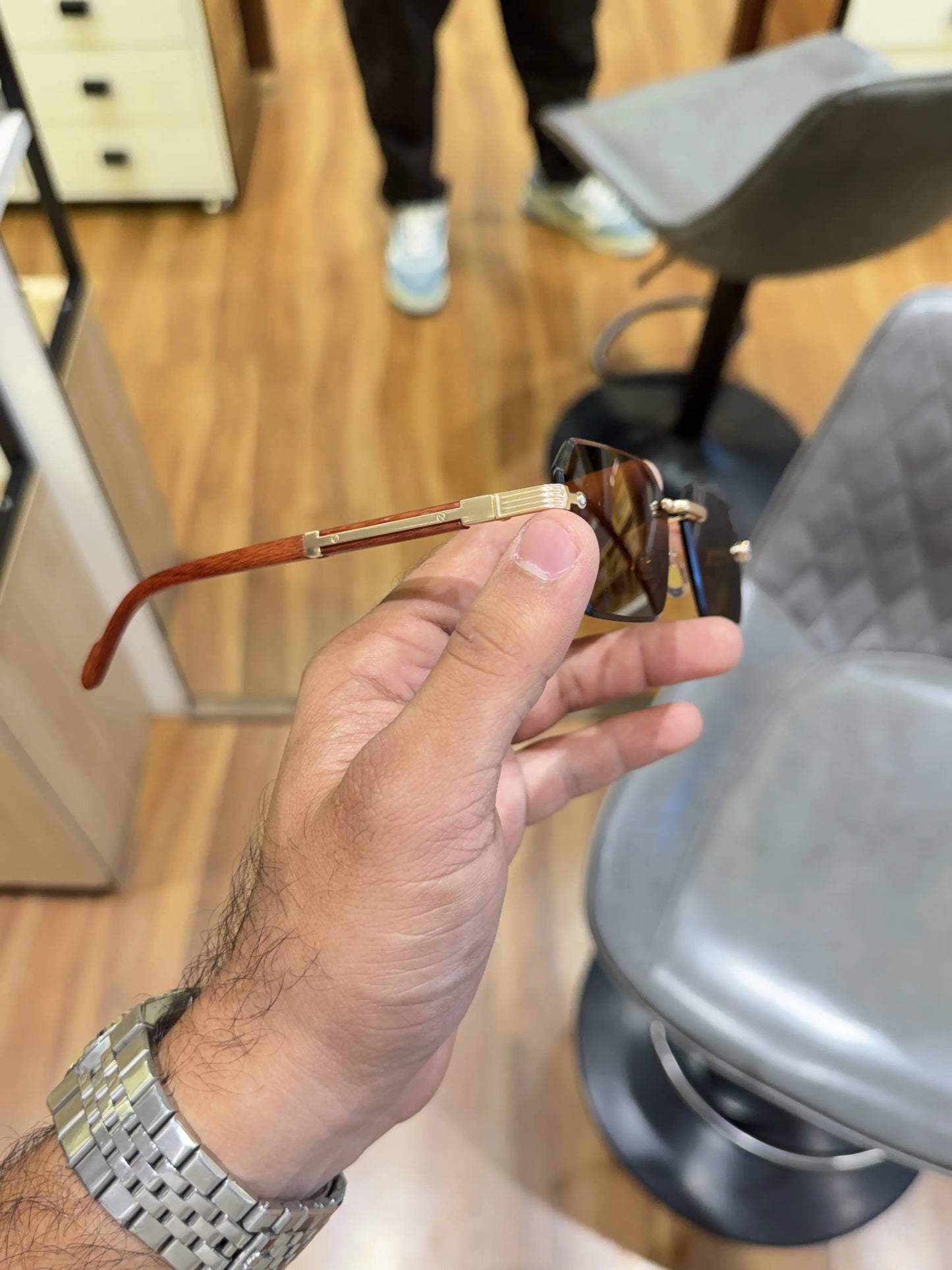 Cartier_9807_gold_brown