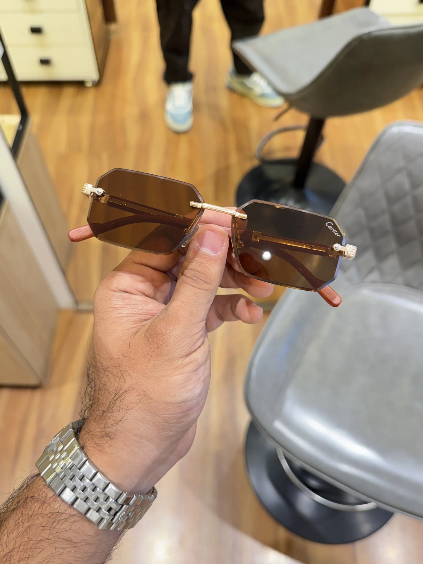 Cartier_9807_gold_brown