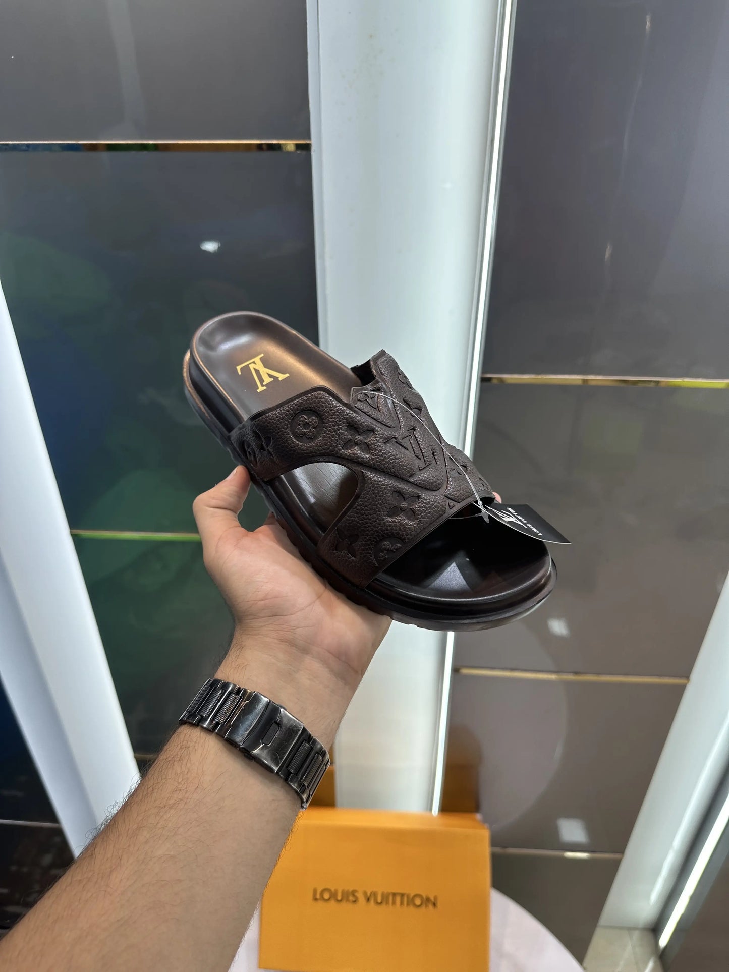 Louis_Vuitton Oasis Waterfront Mule Brown