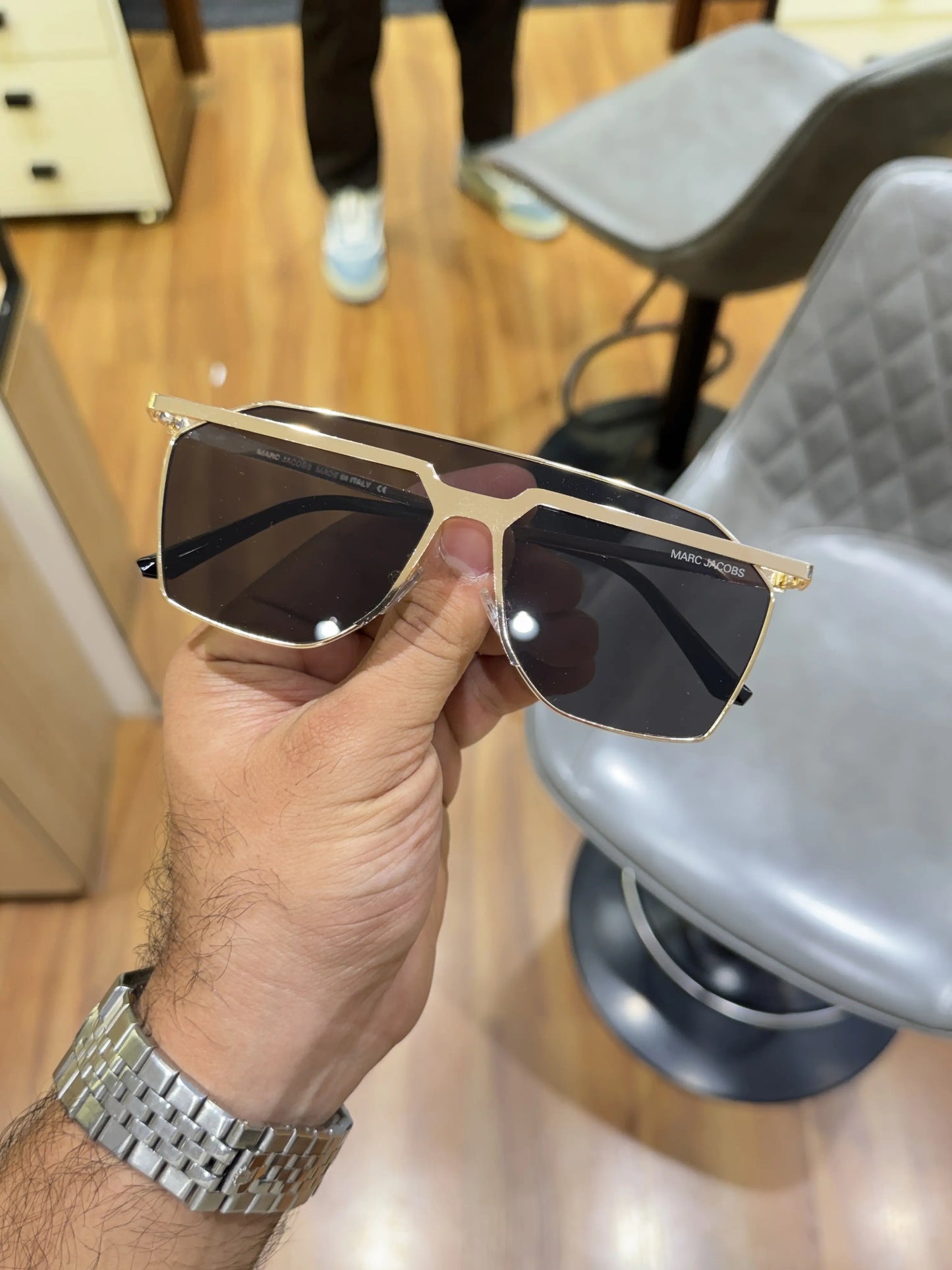 Marc_jacobs_2971_gold_black