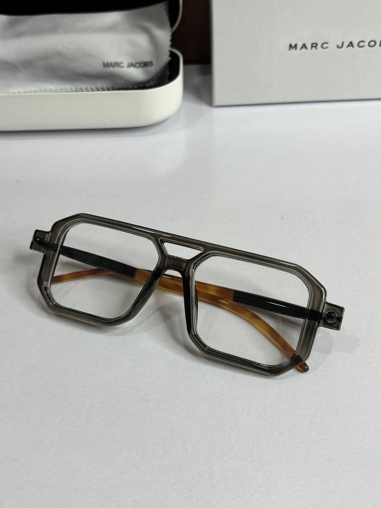 Marc Jacob Grey Frame