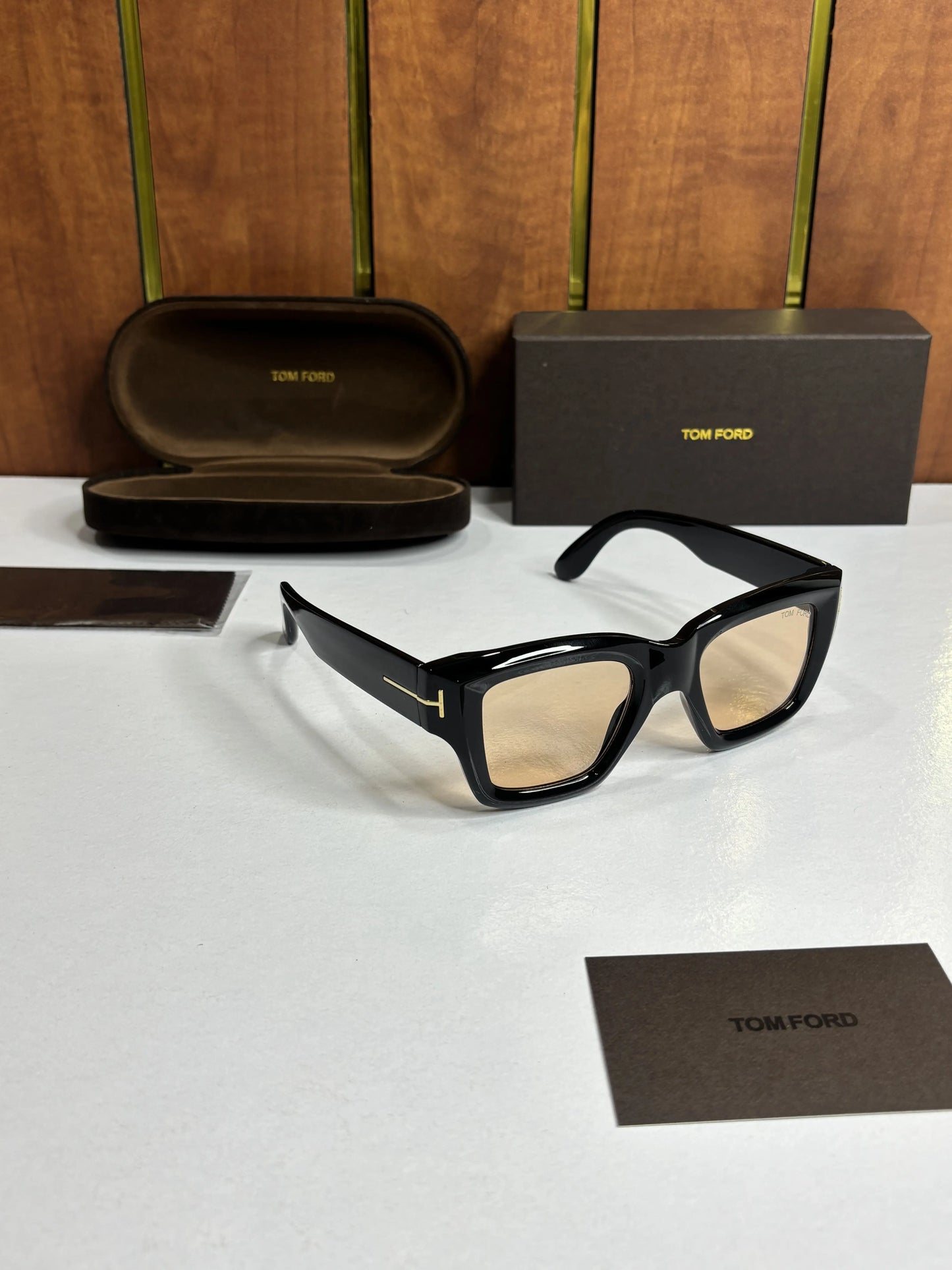 Tomford 4184 Black Peach