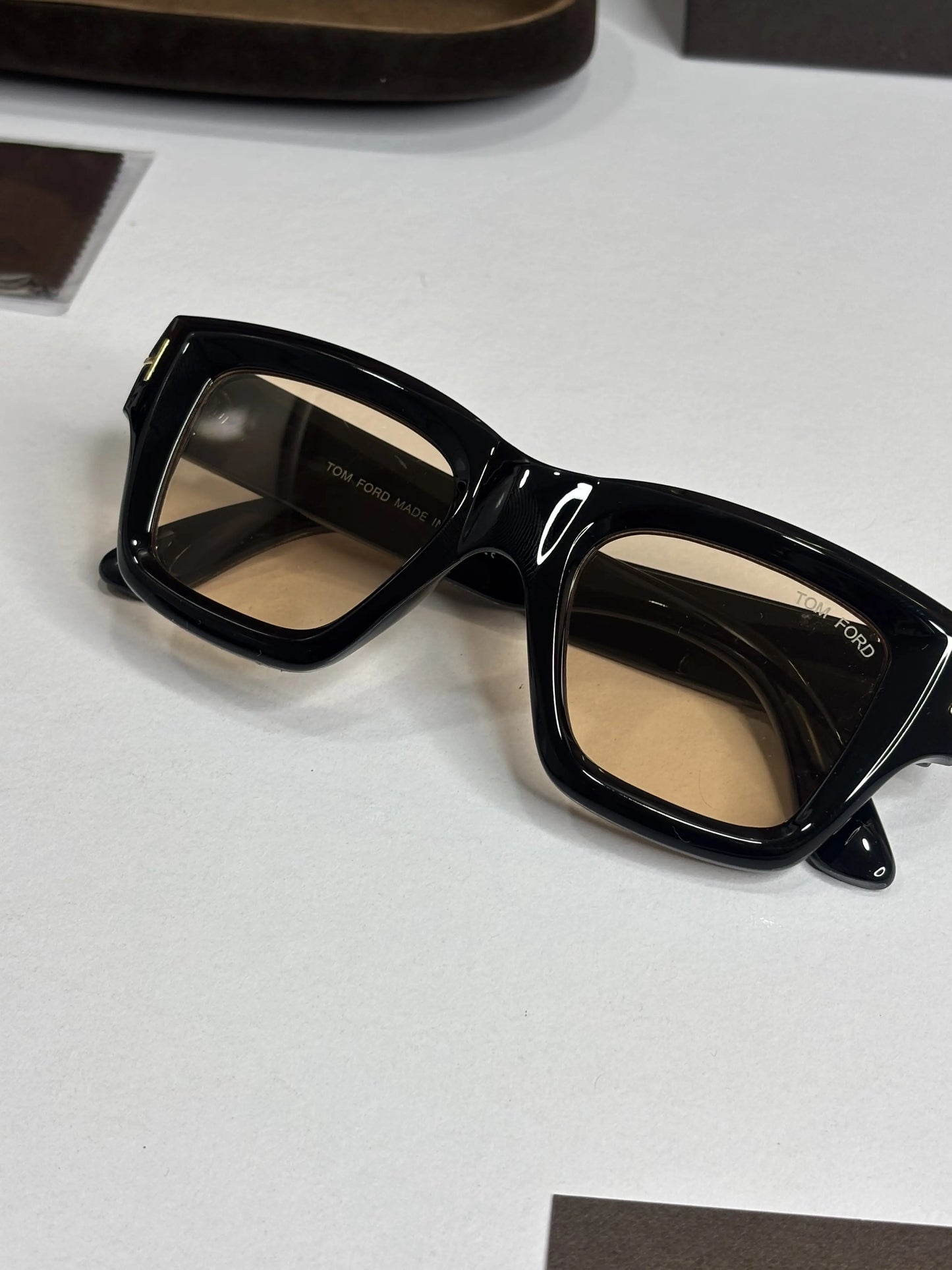 Tomford 4184 Black Peach