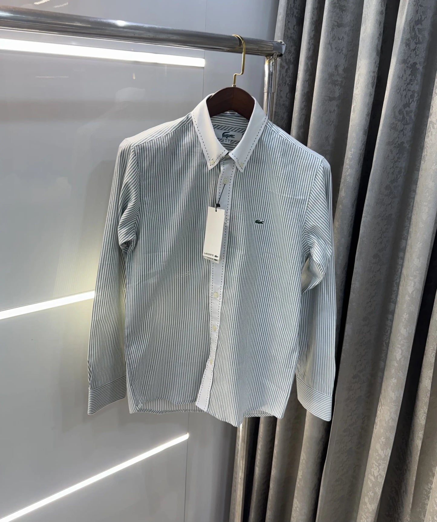 Lacost e Green  Embroidery Logo Premium Oxford Shirt