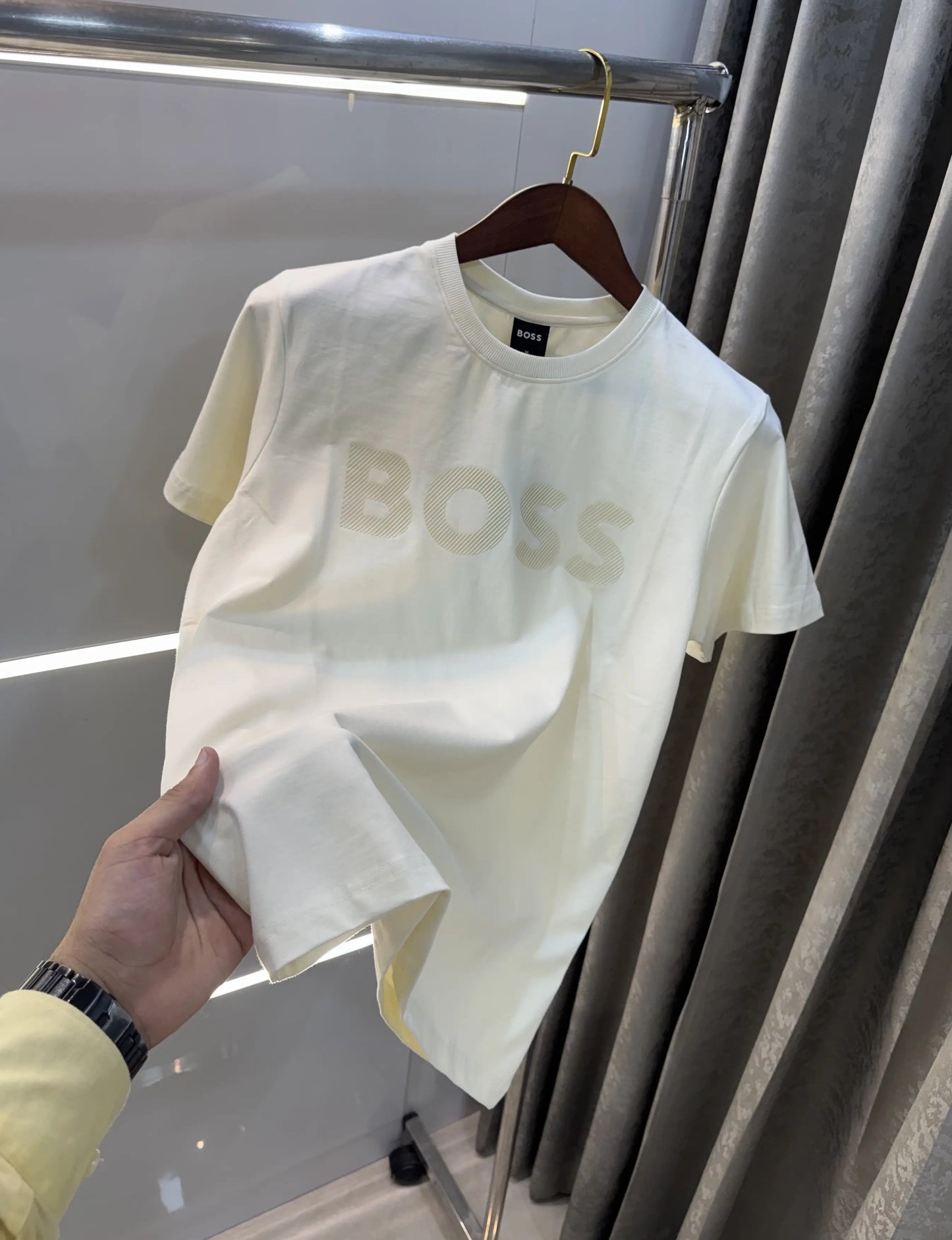 Hugo Bos s Cream Embroidery Logo Premium T-Shirt