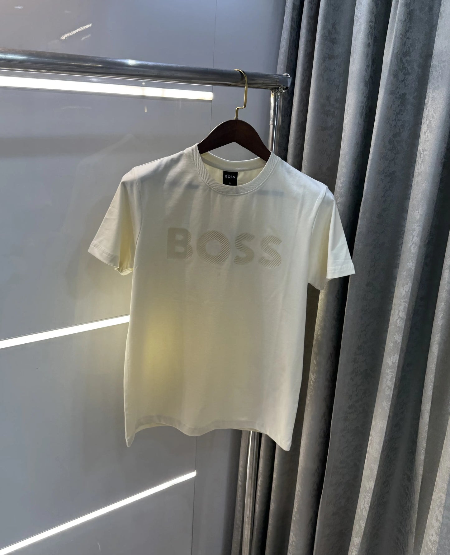 Hugo Bos s Cream Embroidery Logo Premium T-Shirt