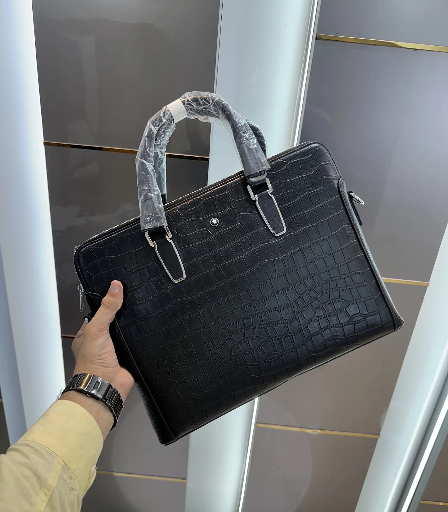 Mont Blan c Luxury Premium Imported Black Laptop Bag mb907
