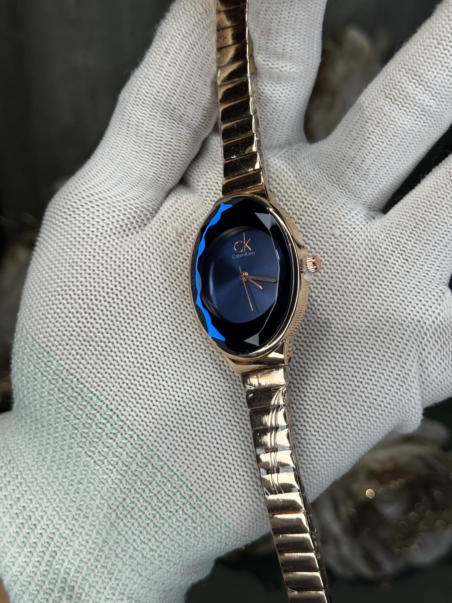 Calvin Klei n Oval Copper Blue Premium Watch