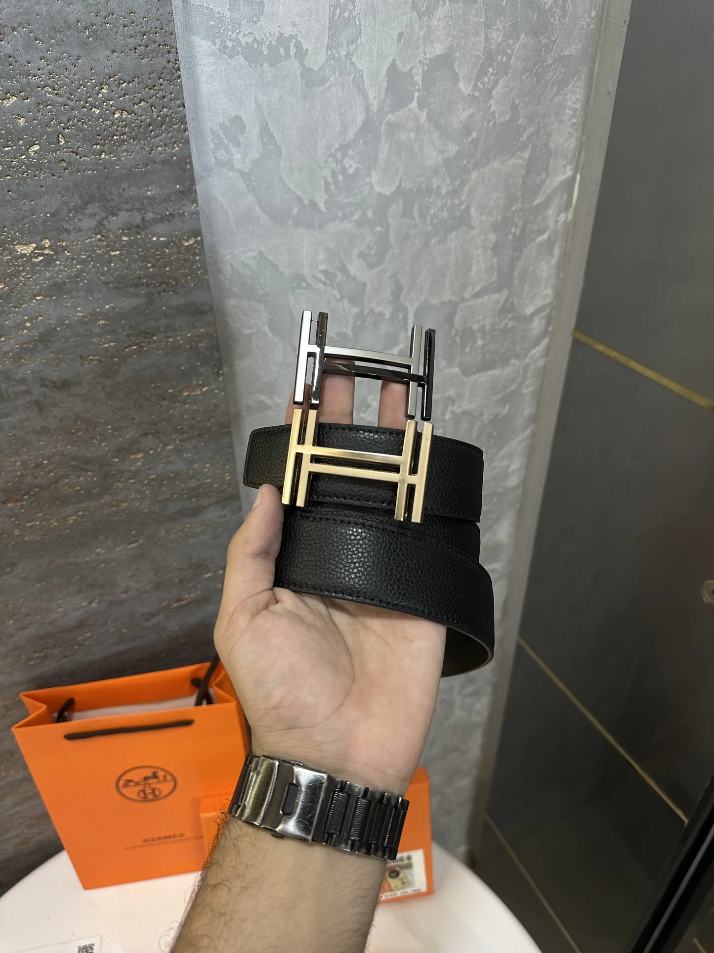 Hermes Reversible Belt Combo Premium With (2 buckle carry bag and box)h22