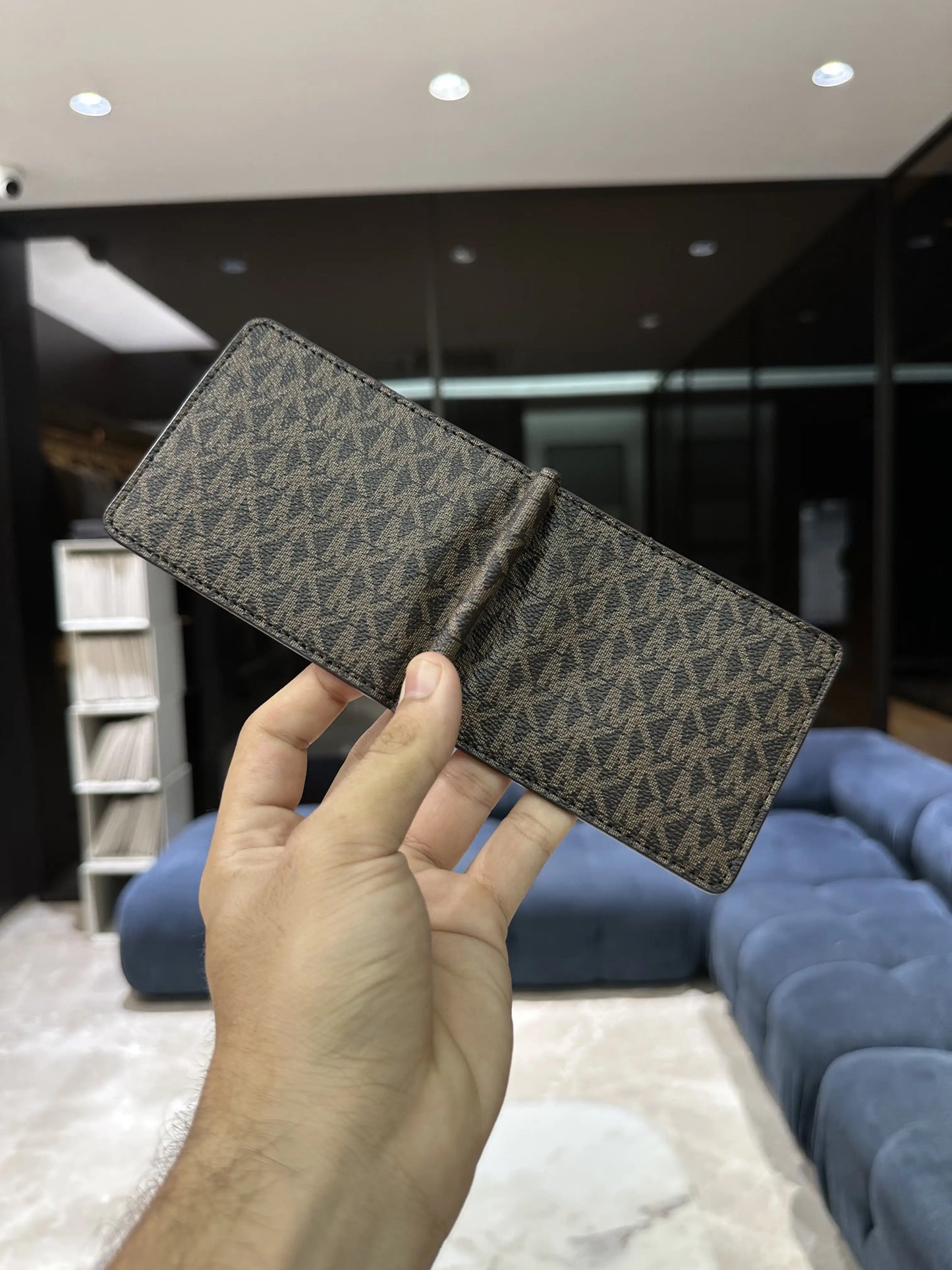 Michael Kor s Monogram Premium Money Clipper Brown With Box mk130