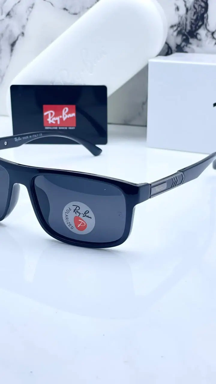 Rayban 5681 black