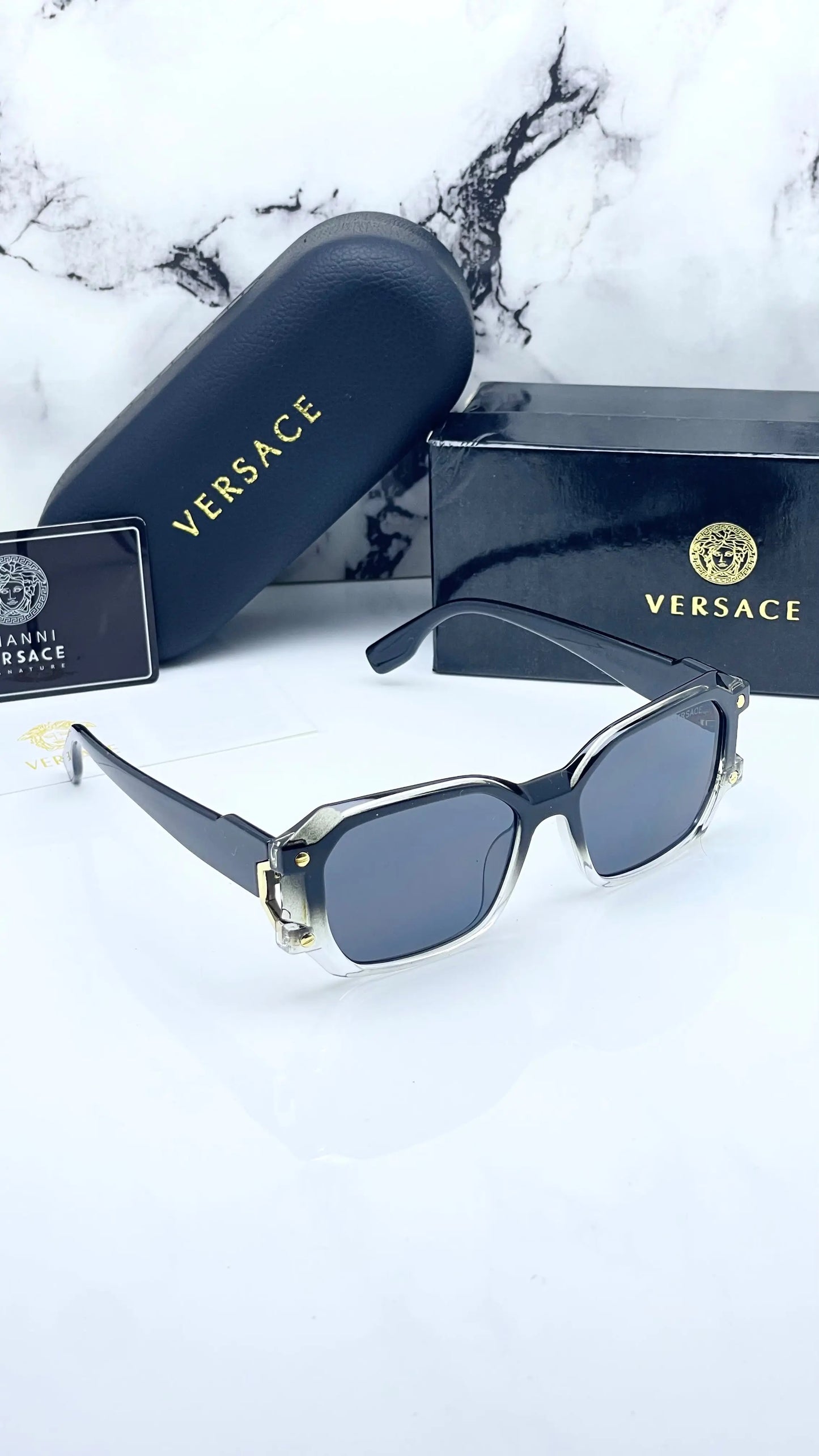 Versace 144 black white