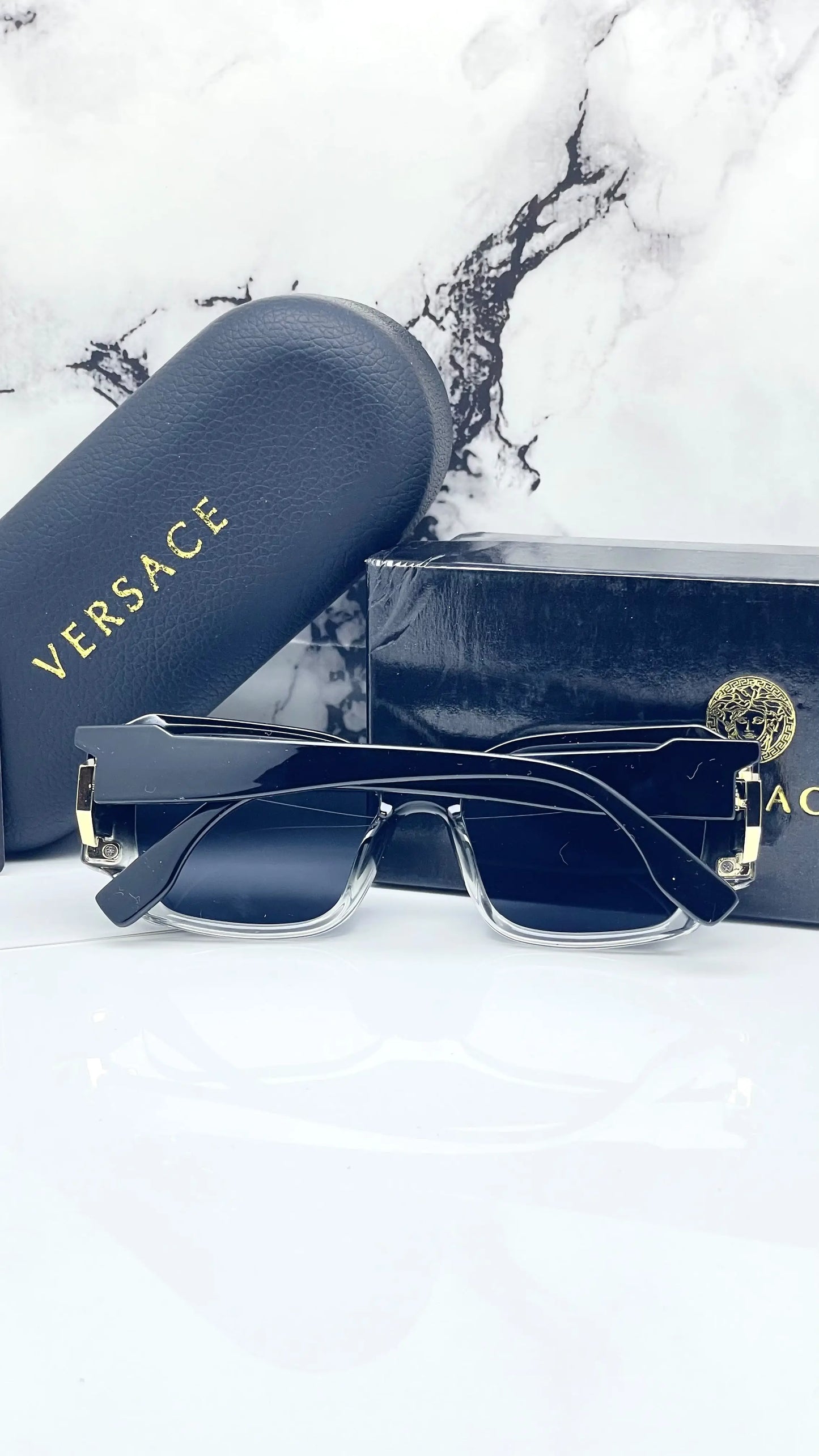 Versace 144 black white