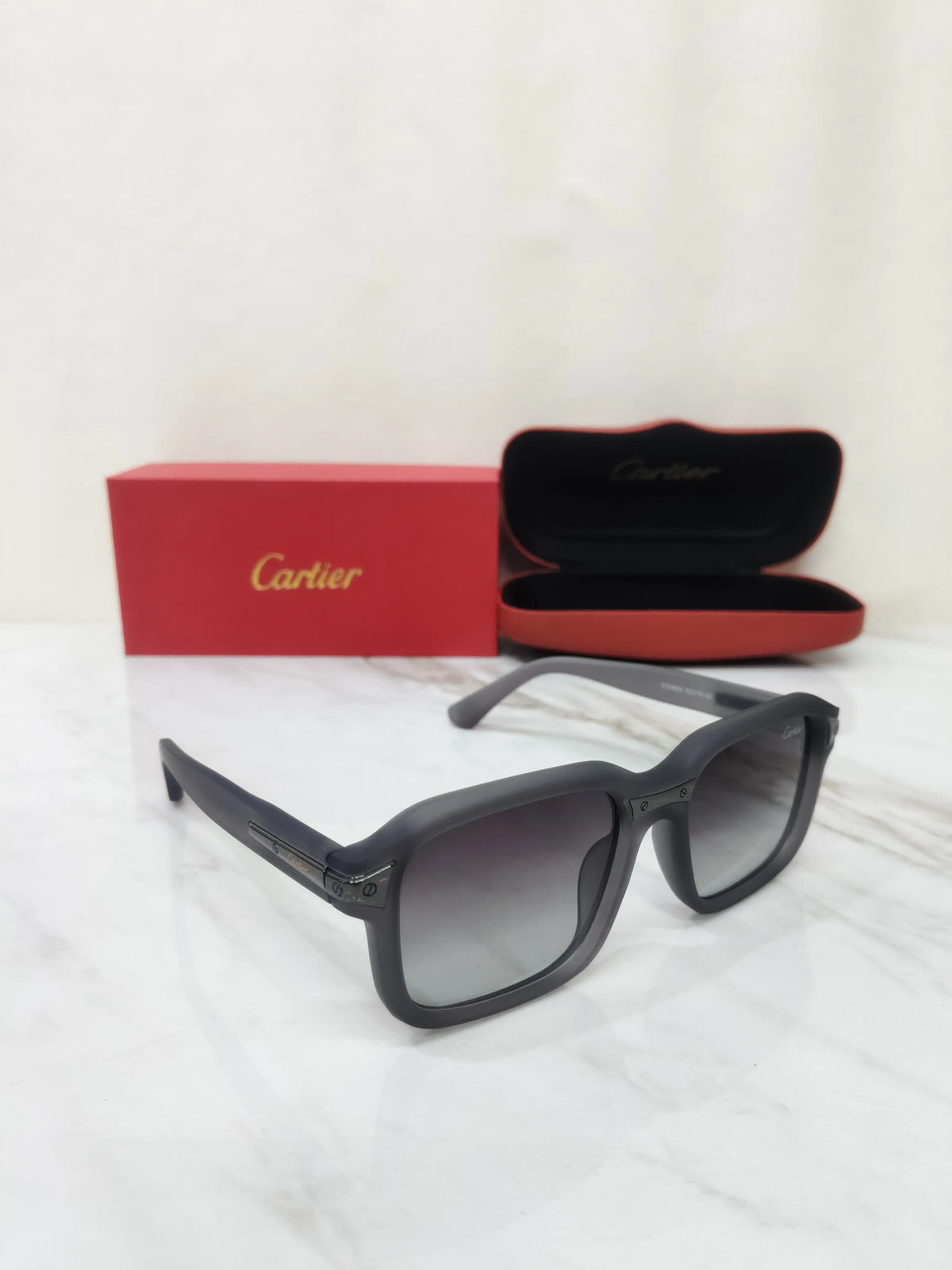 CARTIER 0482 SMOKE GREY