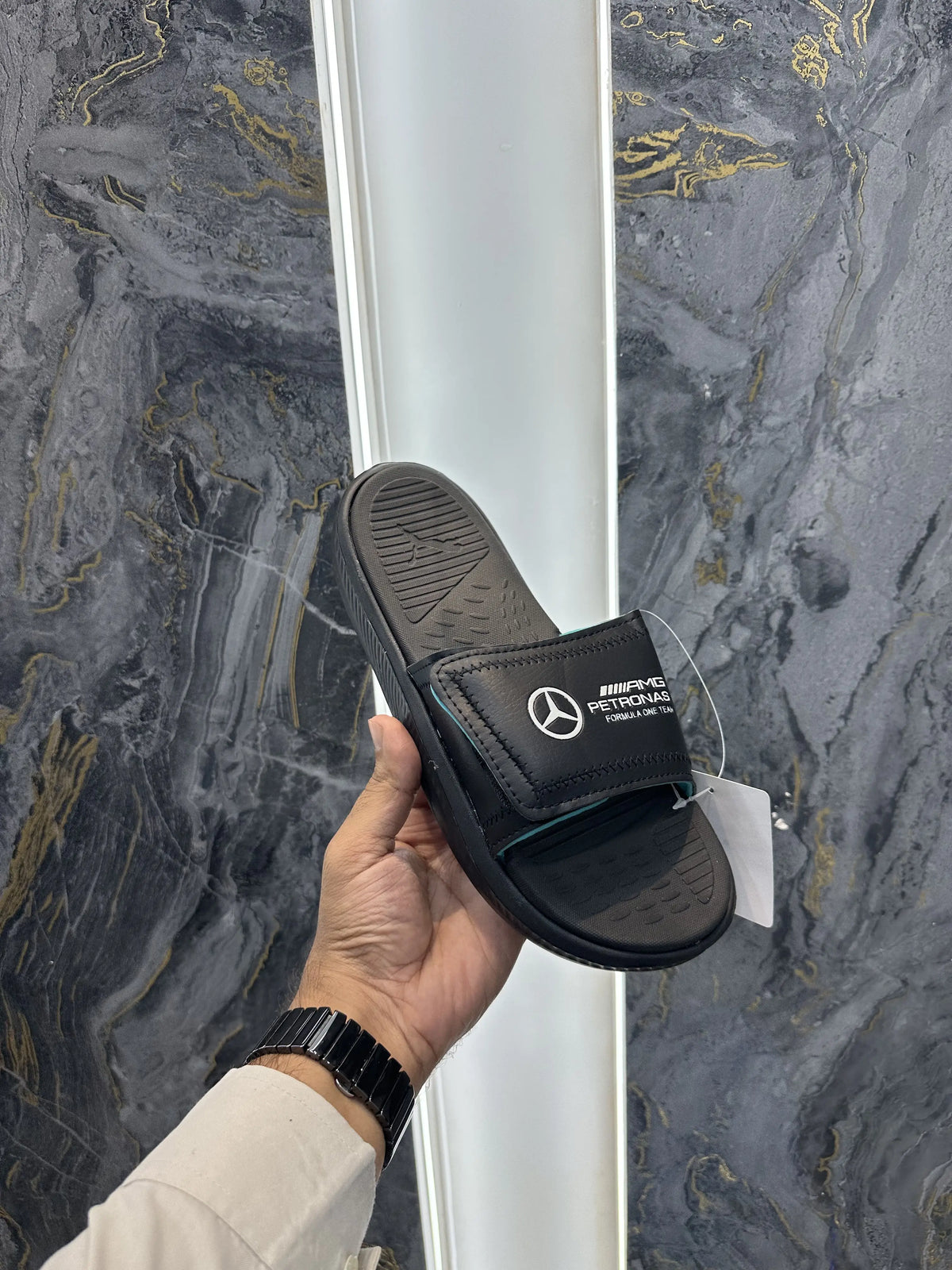 Puma_Mercedes Black AMG Petronas Soft Comfort Slide