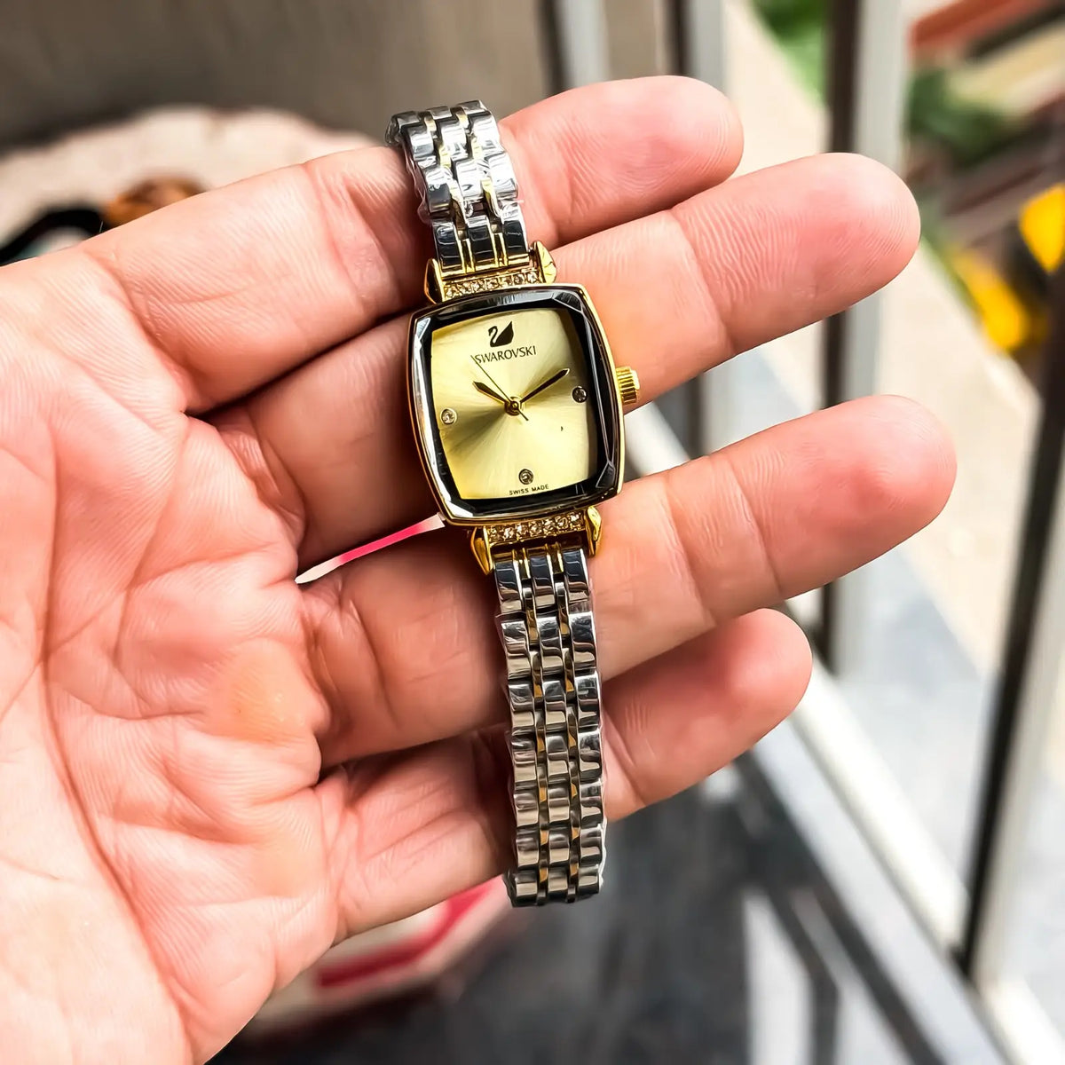 SWAROVSKI_GOLD_TT_GOLD