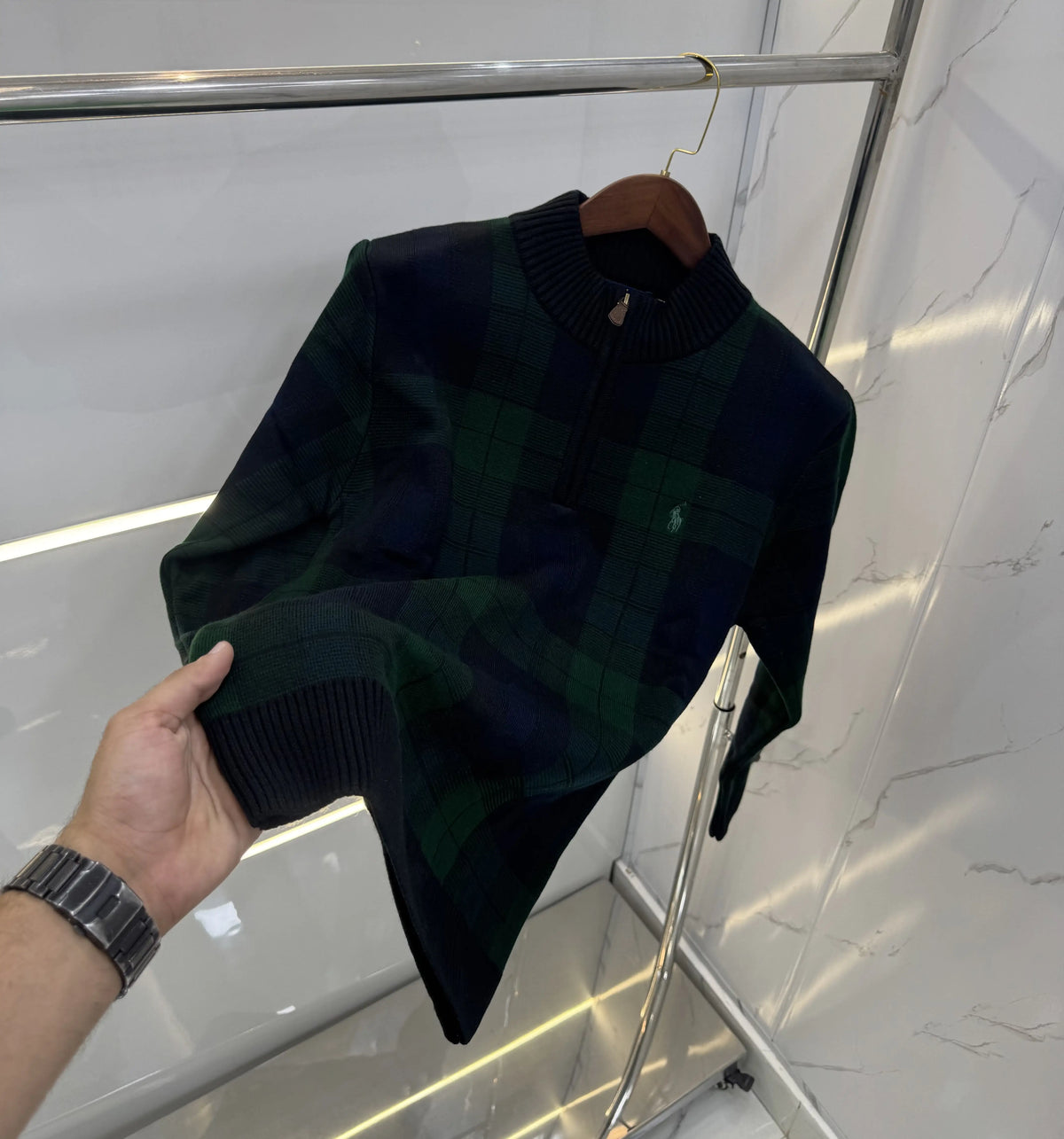 Ralp.h Laure.n Checks  Imported Knitted Pull Over