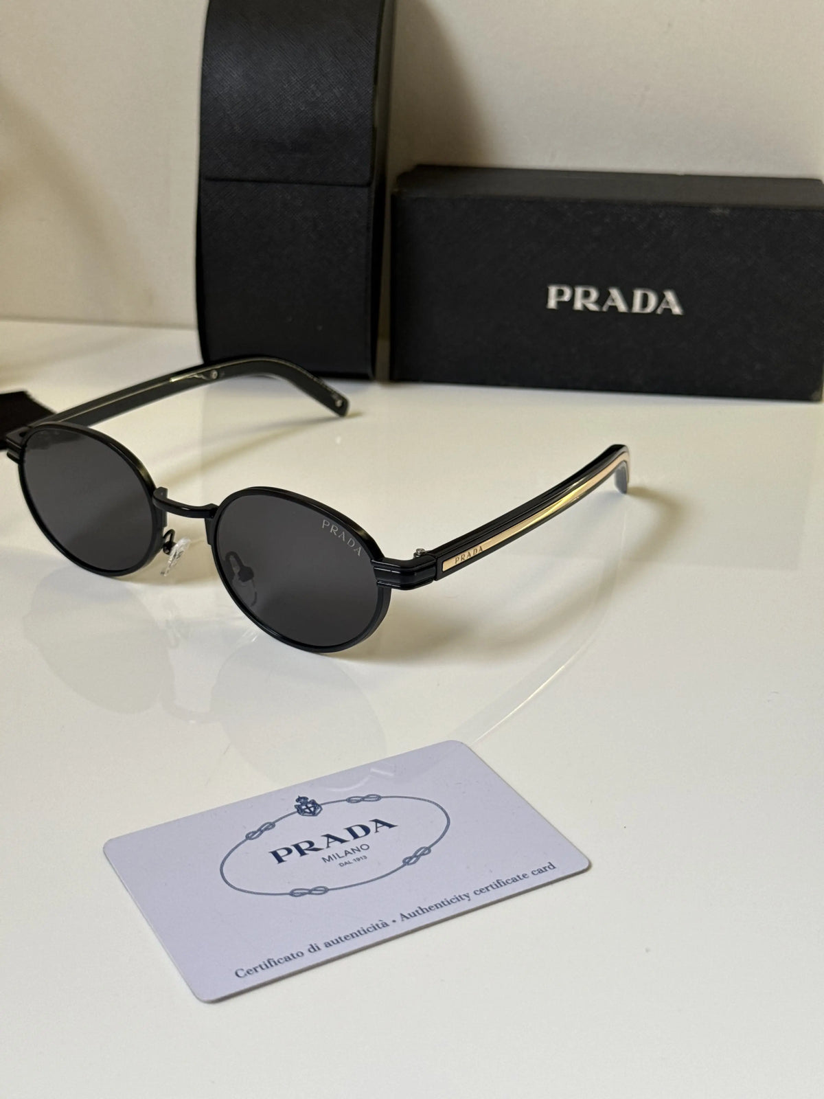 Prada_368_Black