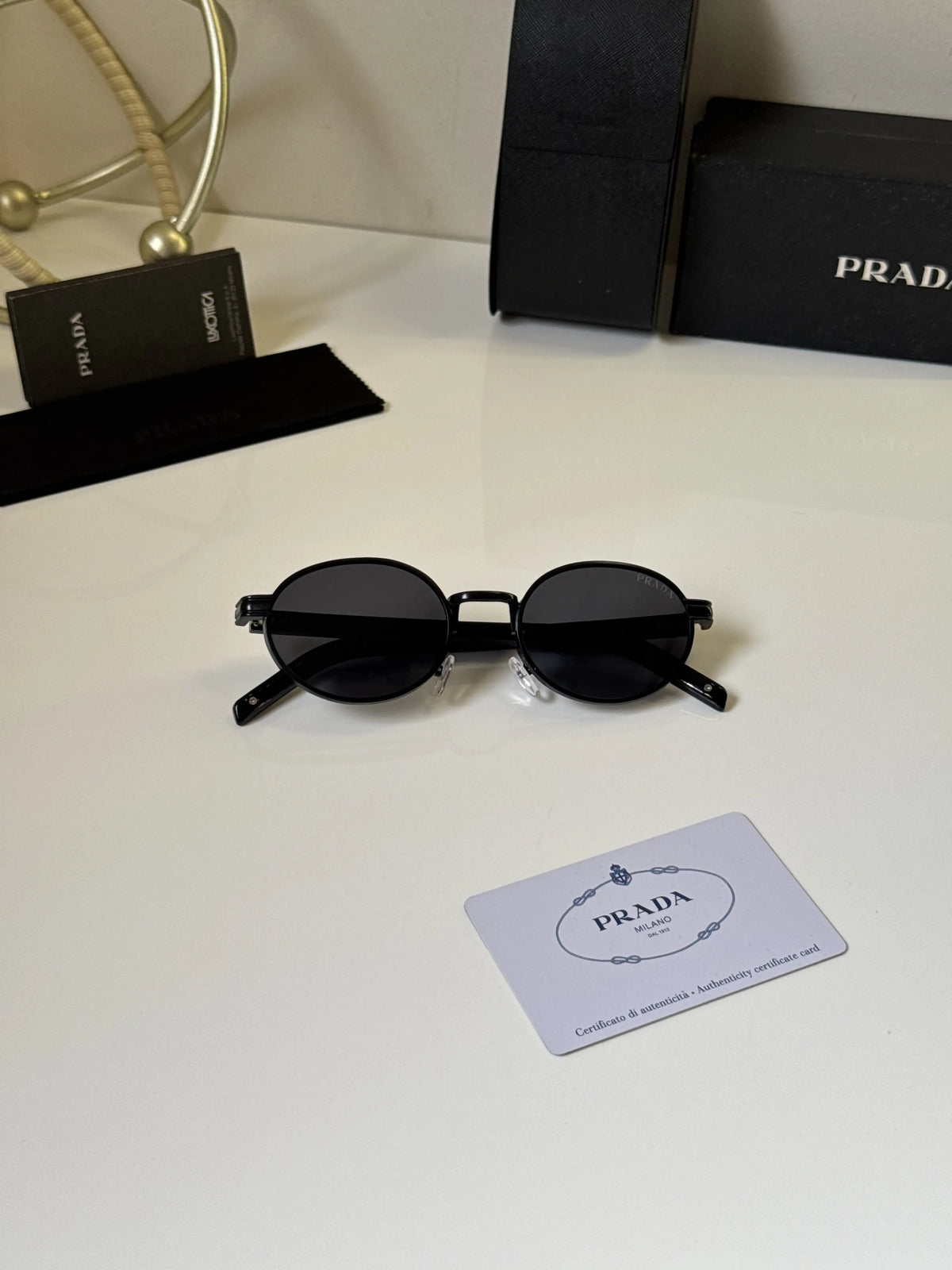 Prada_368_Black