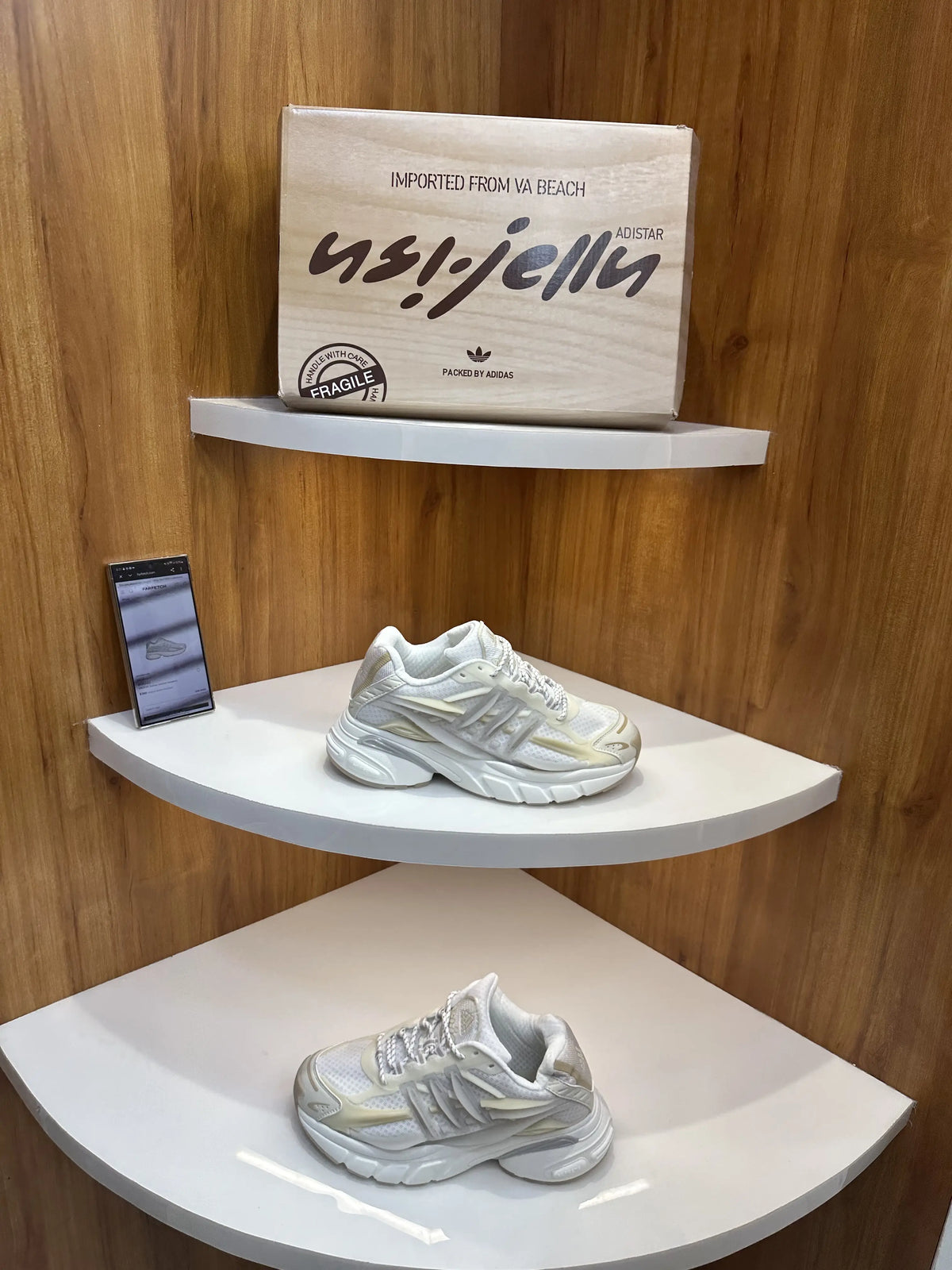 Adidas_Adistar Jellyfish X Pharrell Williams Shoes