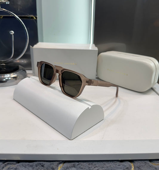 Marc Jacob MatBrown Luxury Shade With Original Packing