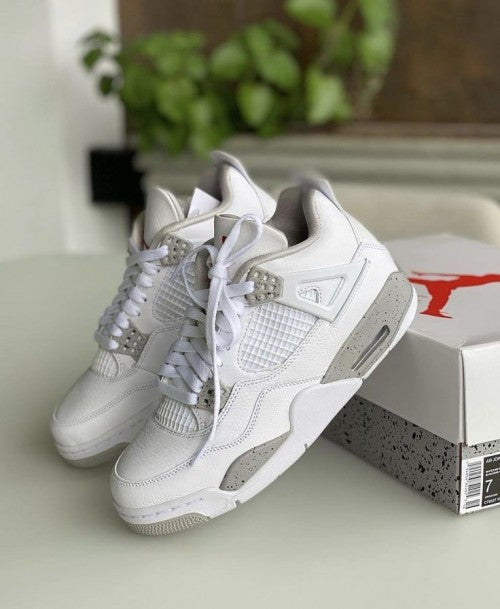 Air Jordan Retro 4 Oreo Semi UA Quality Premium Sneaker with Og Boxl