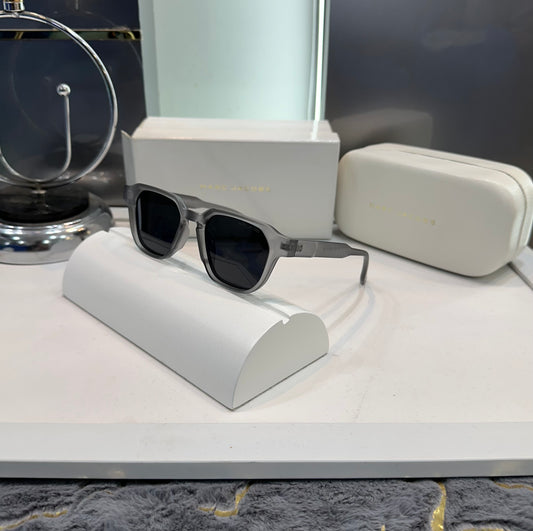 Marc Jacob Grey Luxury Shade With Original Packing