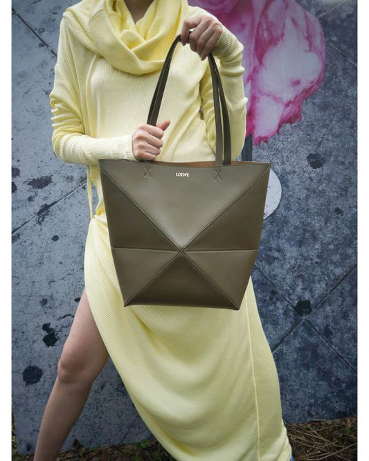 Loewe Green Limited Edition Puzzle Fold  Luxury Tote Bag With Og Box And Dust Bag