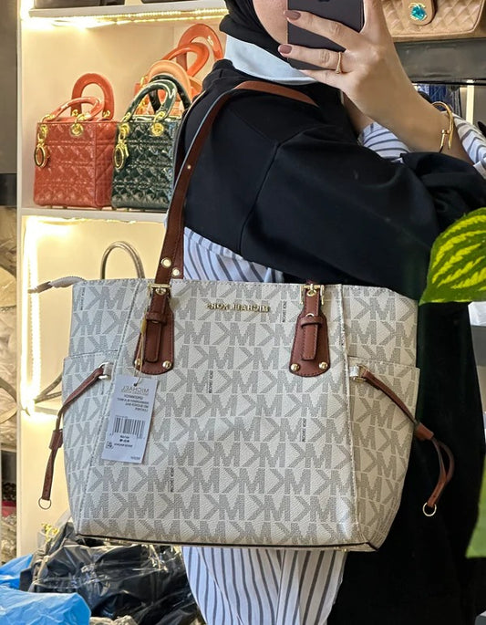 Michael Kors Voyager White Luxury Tote Bag Witth Side Pocket And Dust Bag