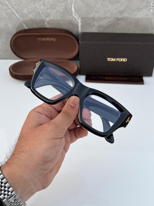 Tom Ford Black Plano Luxury Shade With Original Packing